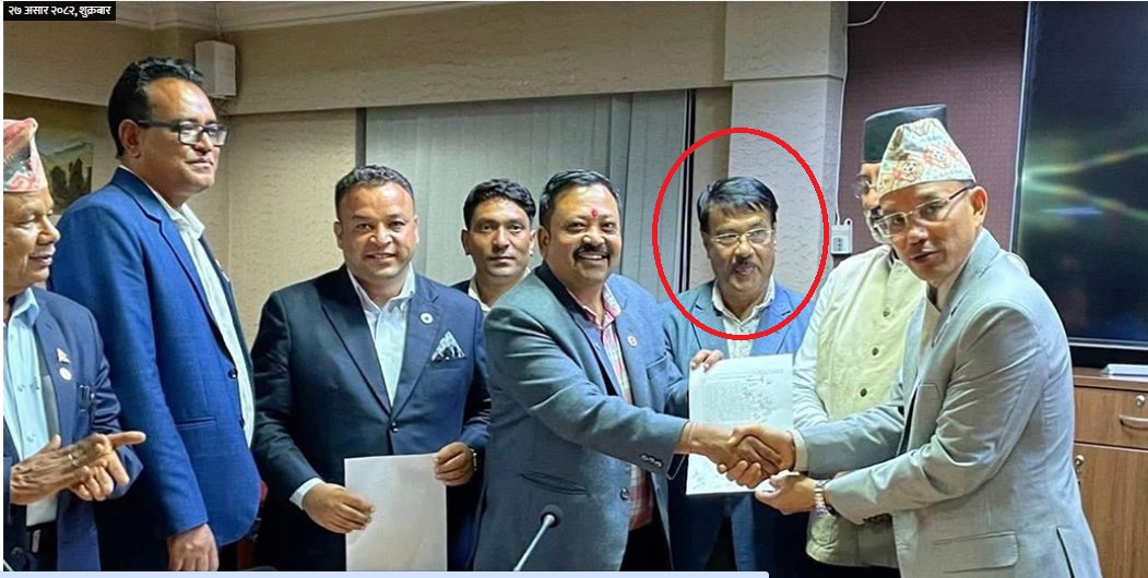 उहाँ नि सुनचाँदी व्यवसायी?