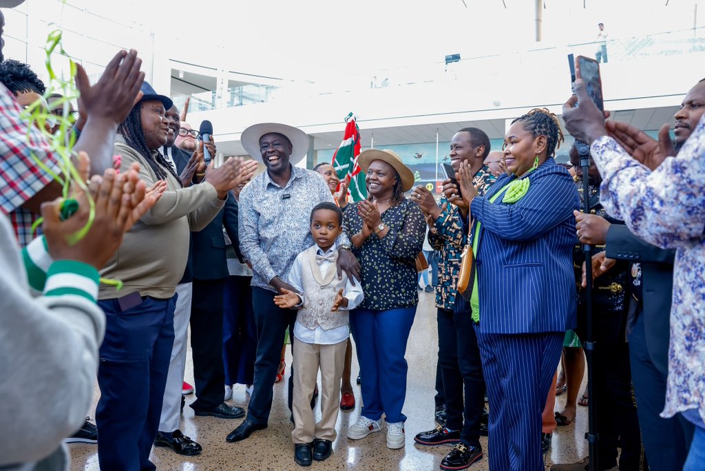 Accompanied by my beloved spouse, Pastor Dorcas Rigathi, I arrived at Seattle-Tacoma International Airport in Washington to kick off my diaspora engagement with Kenyans in the USA and the international community on issues affecting our beloved country. 

I was warmly welcomed by