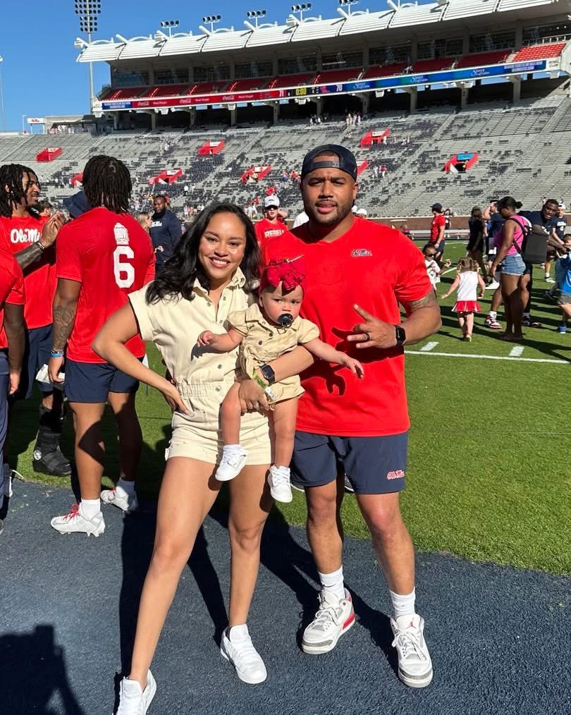 LetsGo_Bo5's tweet image. Happy 5th wedding anniversary!
We have been rocking together since 2009! Going on 16 years together!
Blessed to do life with you! I love you more than you ever know! @trimieshajoyner