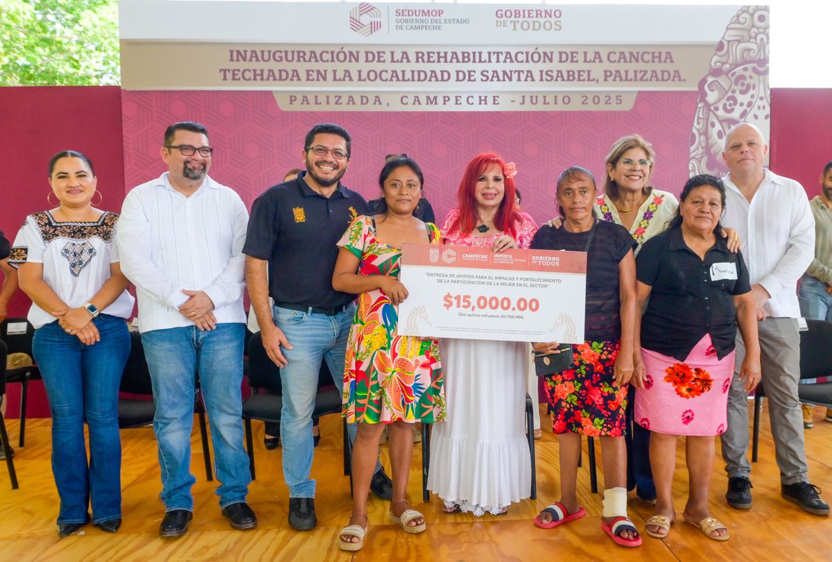 LaydaSansores's tweet photo. Nos trasladamos a Santa Isabel para poner en marcha el nuevo Centro de Salud Ribera, gracias al programa La Clínica es Nuestra, como parte del nuevo modelo de atención a la salud para el Bienestar: un paso más para acercar salud gratuita y de calidad a quienes más lo necesitan.

Además, entregamos apoyos del programa Impulso y Fortalecimiento de la Participación de la Mujer en el Sector Pesquero, con la presencia de beneficiarias del colectivo Las Amores.

Porque pensamos en ustedes y no nos vamos a detener!