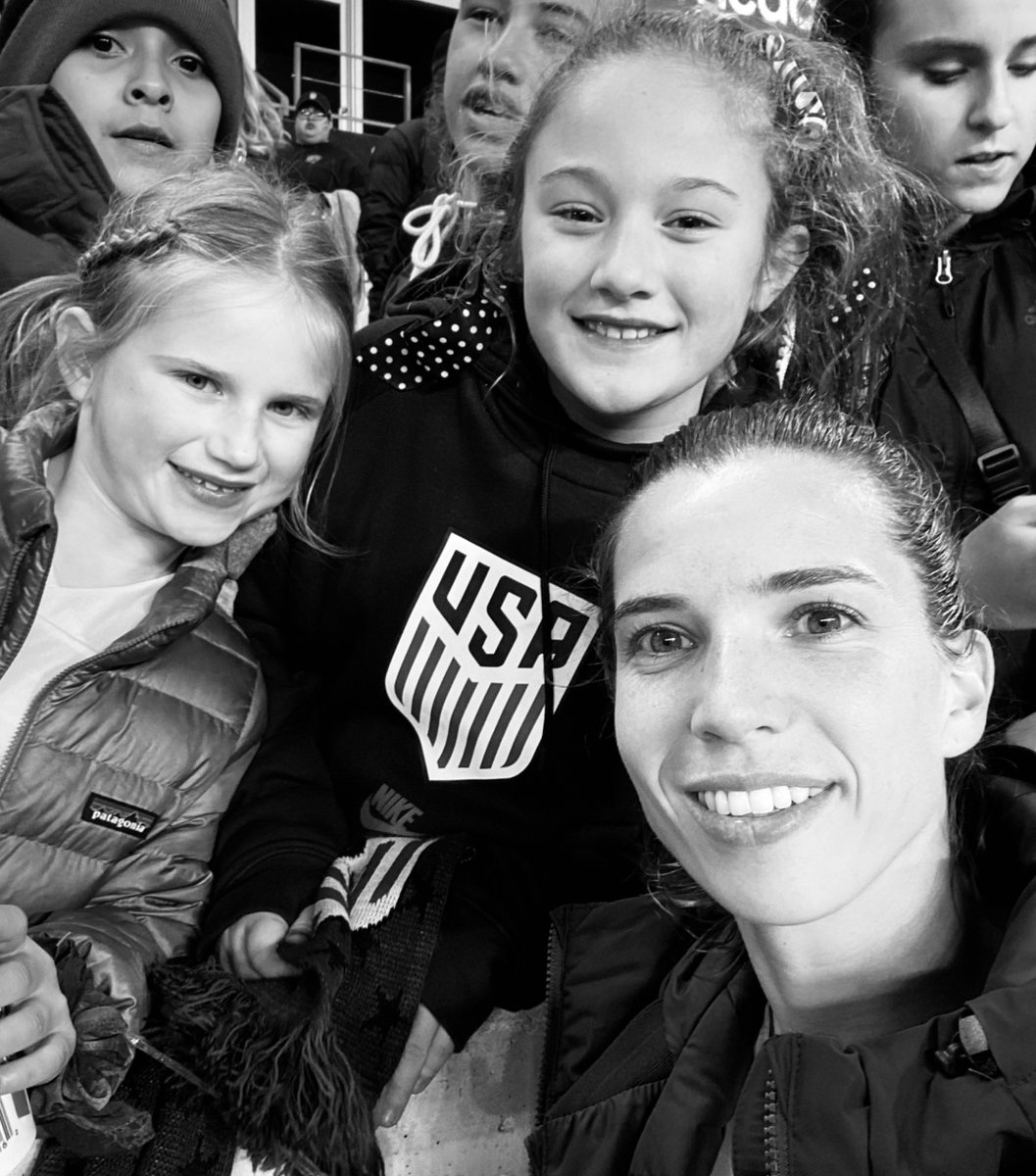 Thank you <a href="/TobinHeath/">Tobin Heath</a> I enjoyed watching you play. Had your jersey. All the things. 

Almost 6 years ago in Houston you made my day!