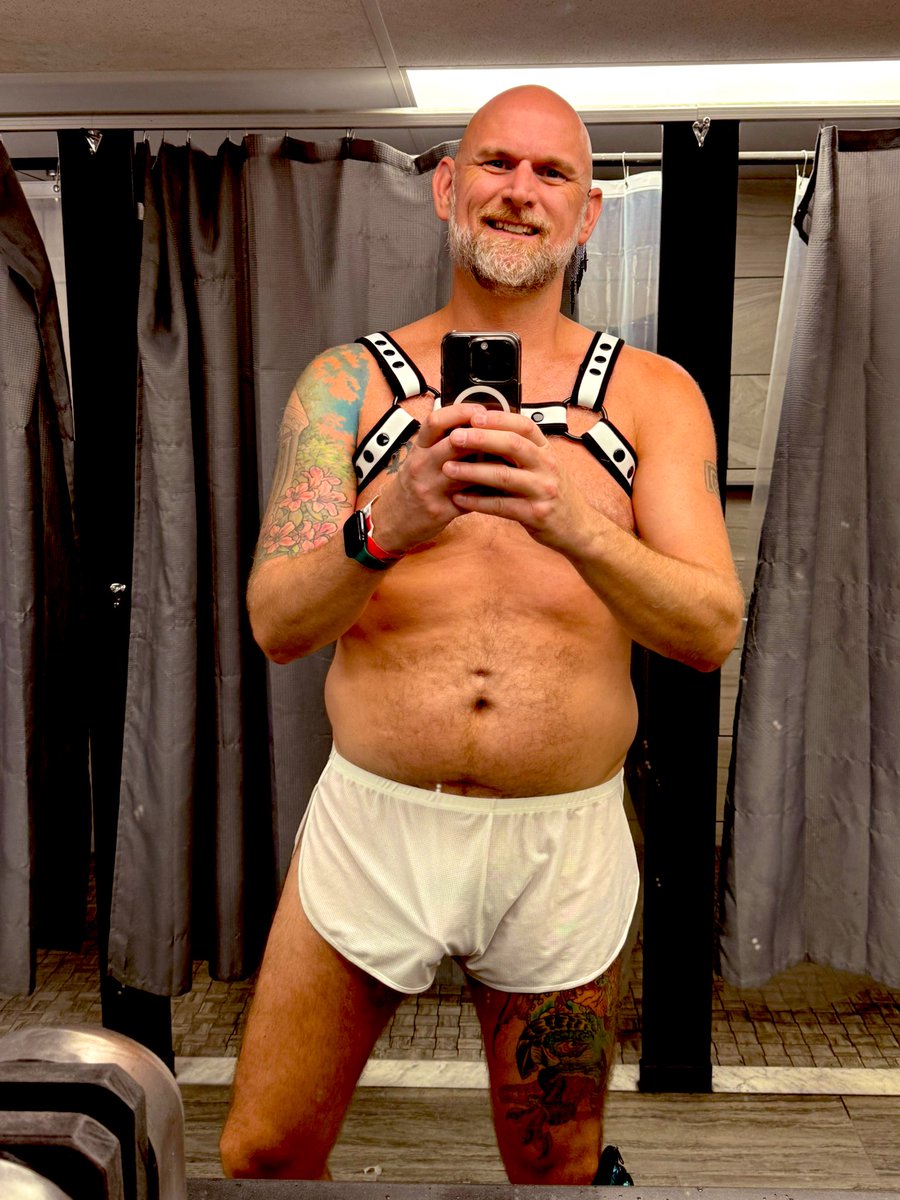 My take on the tighty whitey party. I will not be contained. 😈