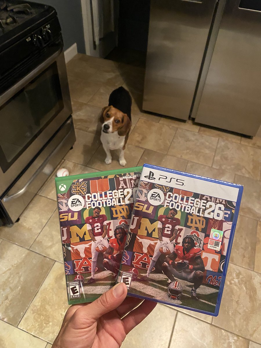KyleFourReal's tweet image. “I’m about to be ignored for a while, huh dad? @EASPORTSCollege  #CollegeFootball26