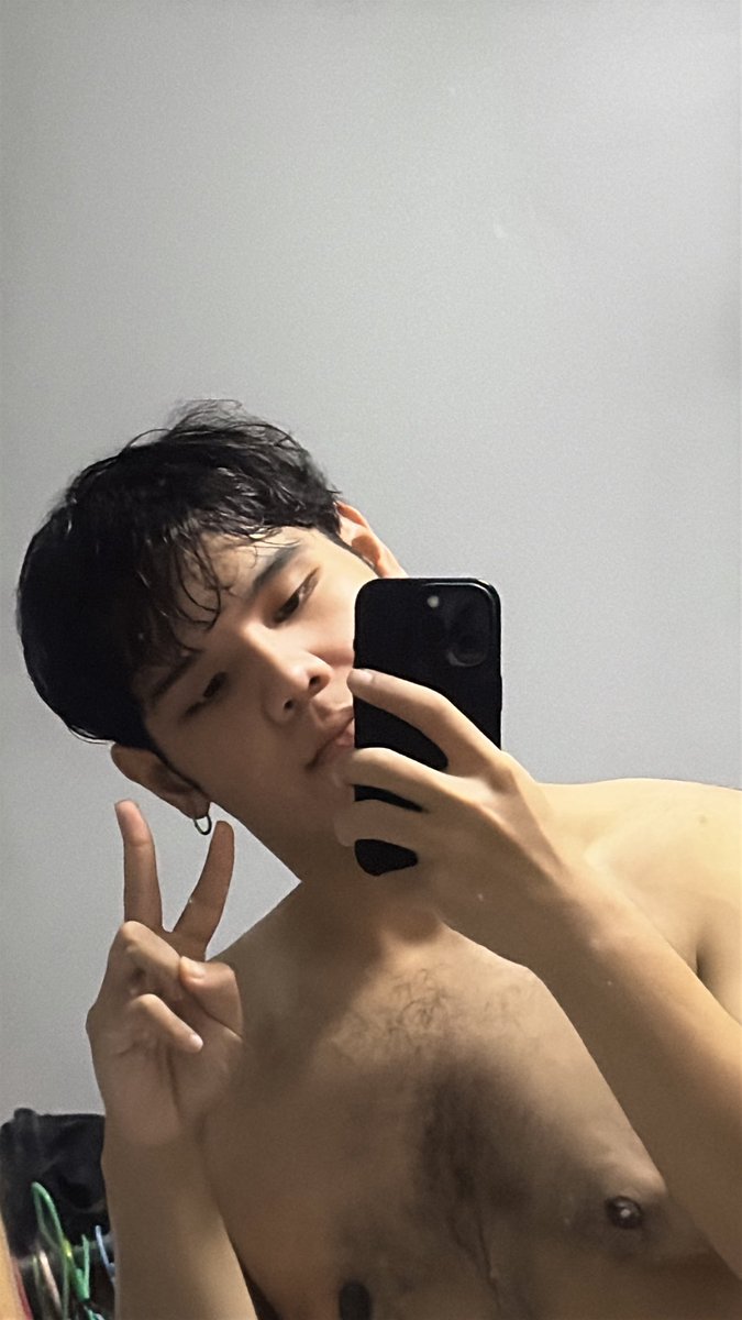 khunfk23's tweet photo. มอนิ่งงับ❤️‍🔥 https://t.co/facewM1ZuJ