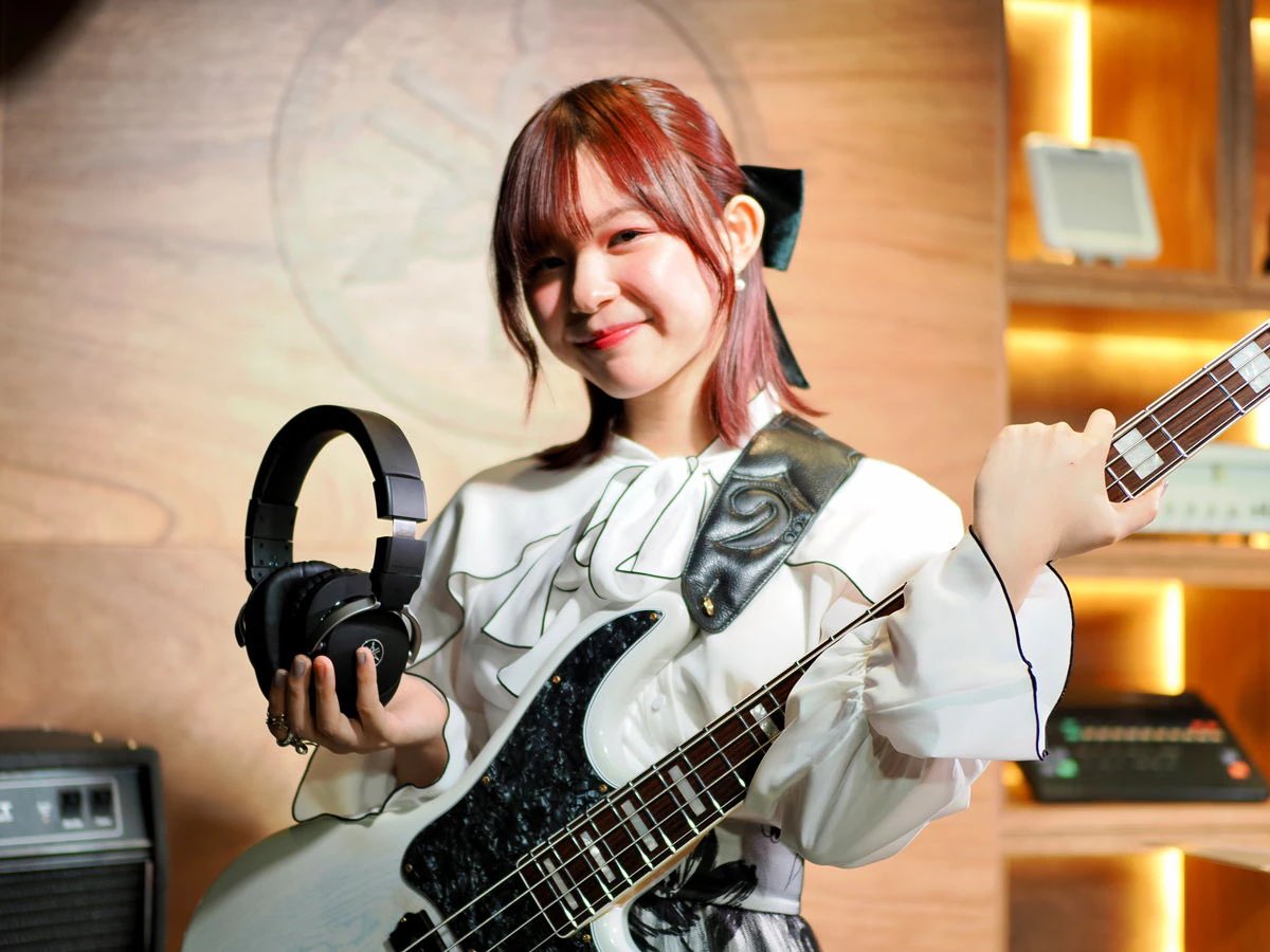 lovebites_jp's tweet image. 【💻メディア掲載情報】
🐺Famiが、普段から愛用する🎧YAMAHAのスタジオモニターヘッドホン「HPH-MT8」の魅力や活用シーンなどを語るインタビュー公開‼️是非ご覧ください❗️
🔻
jp.yamaha.com/products/conte…
#LOVEBITES