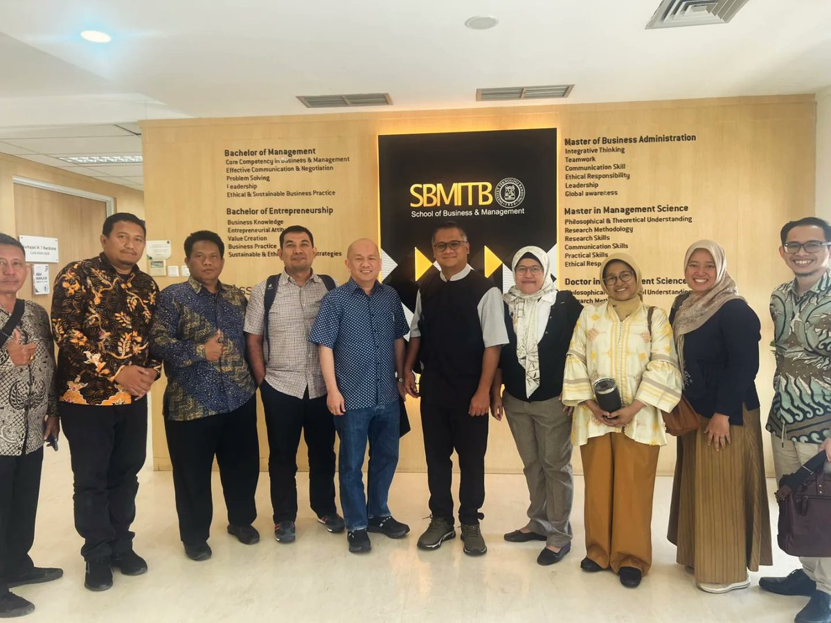 asephs82's tweet photo. Kajian Mempersiapkan Generasi Emas Pendidikan Indonesia

hari, tanggal  : Kamis, 10 Juli 2025
tempat: Institut Teknologi Bandung (SBM ITB) https://t.co/jR4YUKoKC0
