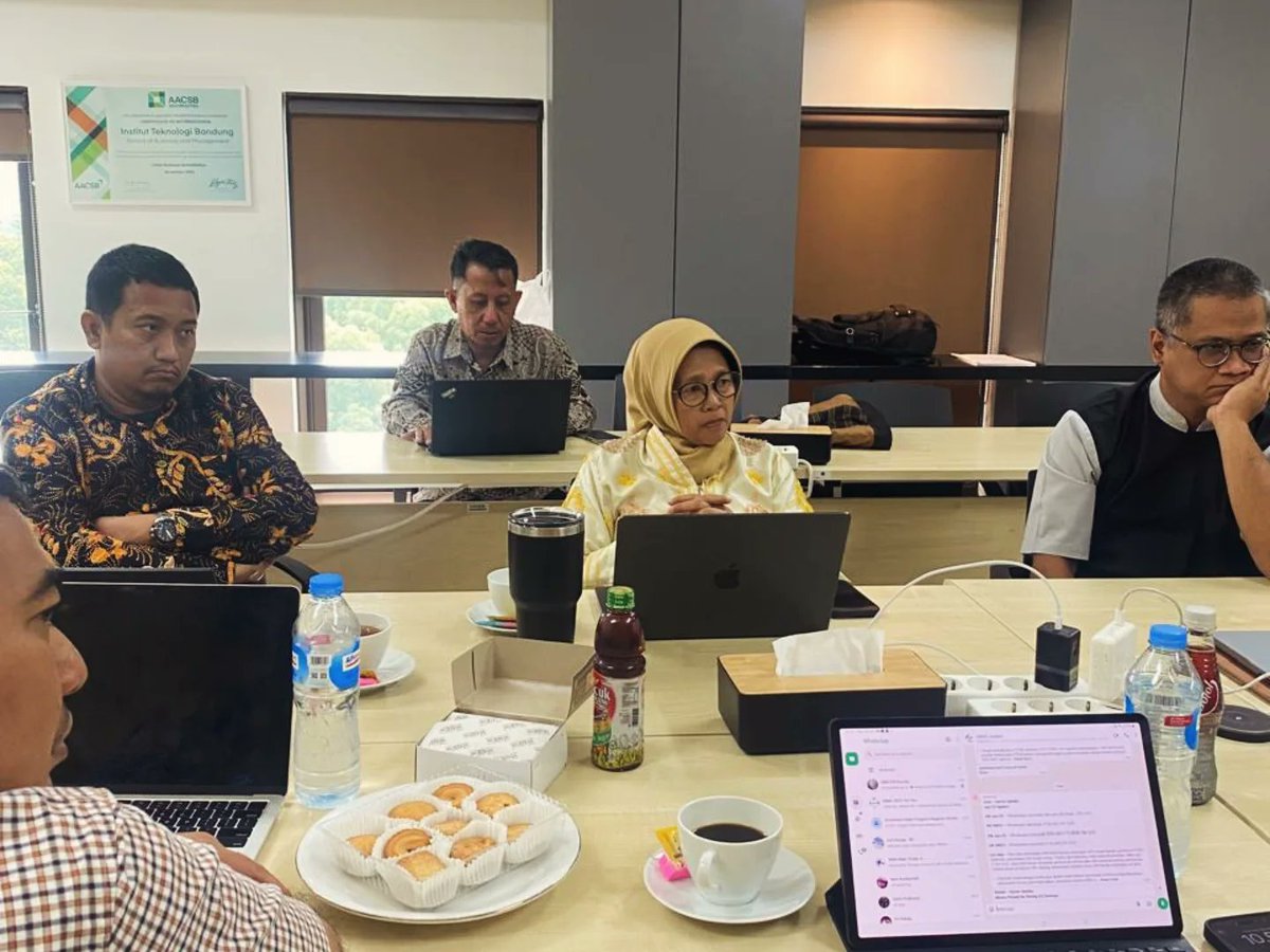 asephs82's tweet photo. Kajian Mempersiapkan Generasi Emas Pendidikan Indonesia

hari, tanggal  : Kamis, 10 Juli 2025
tempat: Institut Teknologi Bandung (SBM ITB) https://t.co/jR4YUKoKC0
