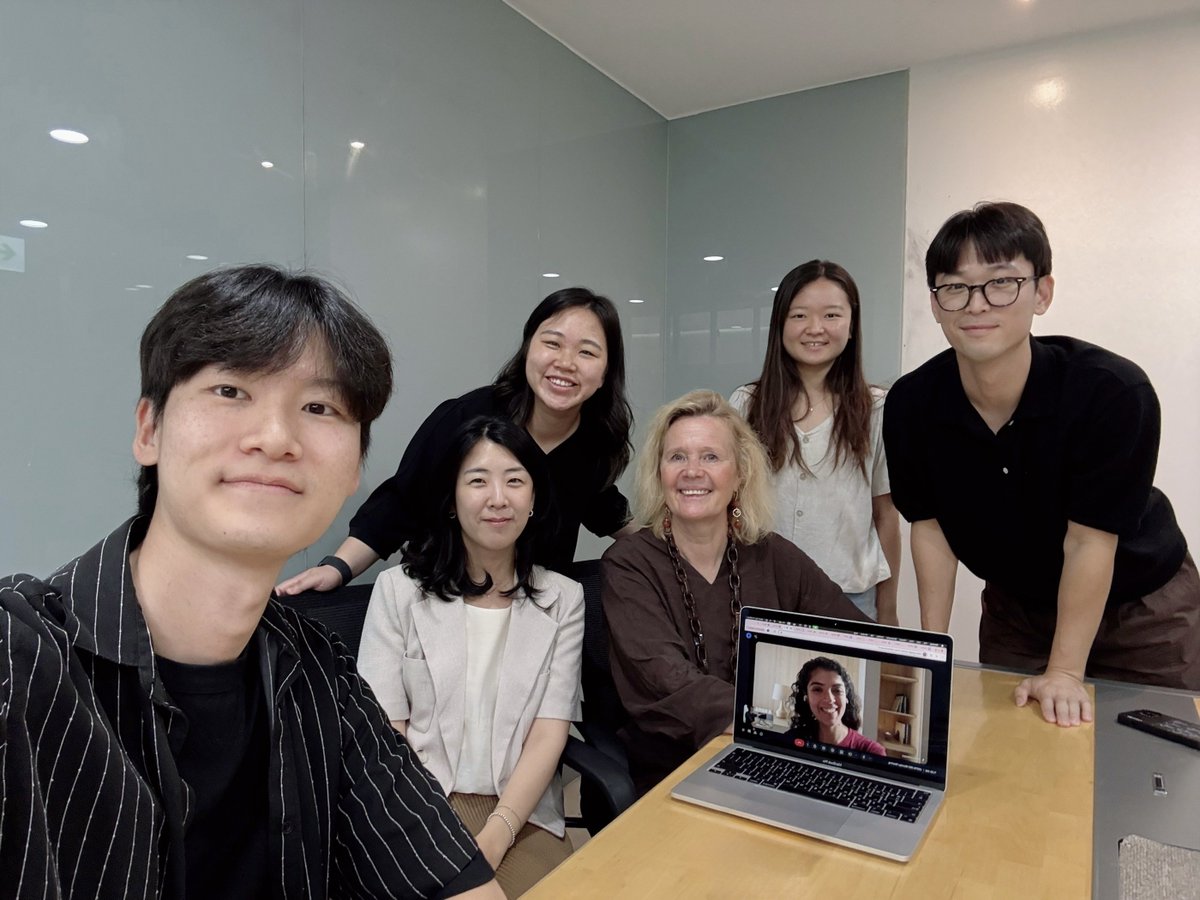 UNFPA Seoul Representation Office (@unfpaseoul) on Twitter photo 👋<a href="/UNFPASeoul/">UNFPA Seoul Representation Office</a> is growing! Our #mission is to deliver a world where #everypregnancy is #wanted, #everychildbirth is #safe, & #everyyoungperson's #potential is fulfilled. We also extend our gratitude to 🇰🇷 for their generous support to #save millions of #lives of #women & #girls. 👋<a href="/UNFPASeoul/">UNFPA Seoul Representation Office</a> is growing! Our #mission is to deliver a world where #everypregnancy is #wanted, #everychildbirth is #safe, & #everyyoungperson's #potential is fulfilled. We also extend our gratitude to 🇰🇷 for their generous support to #save millions of #lives of #women & #girls.