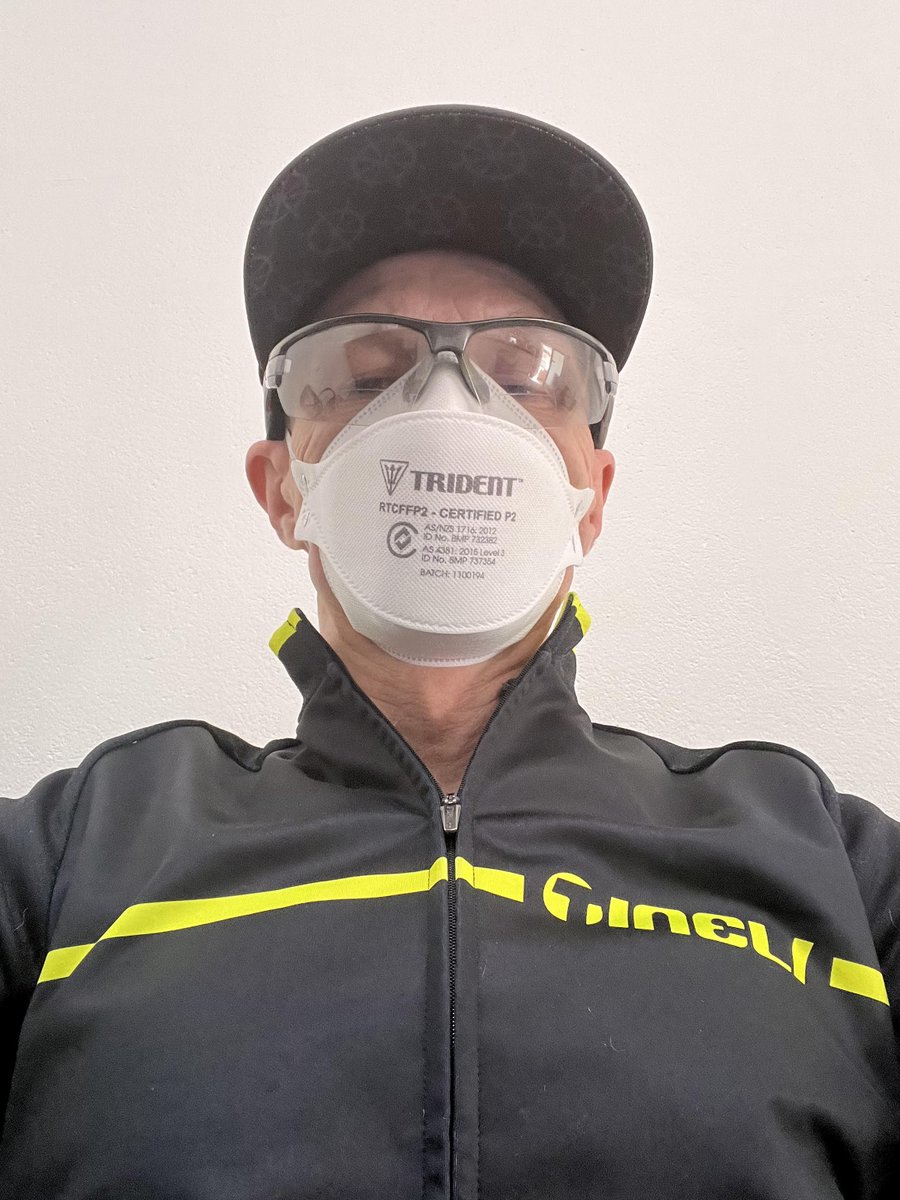 In podiatry waiting room to get my foot sorted so I can keep running. But the single biggest thing I do to keep fit is wear a respirator indoors.
Walking the walk and #saltingthevibes
