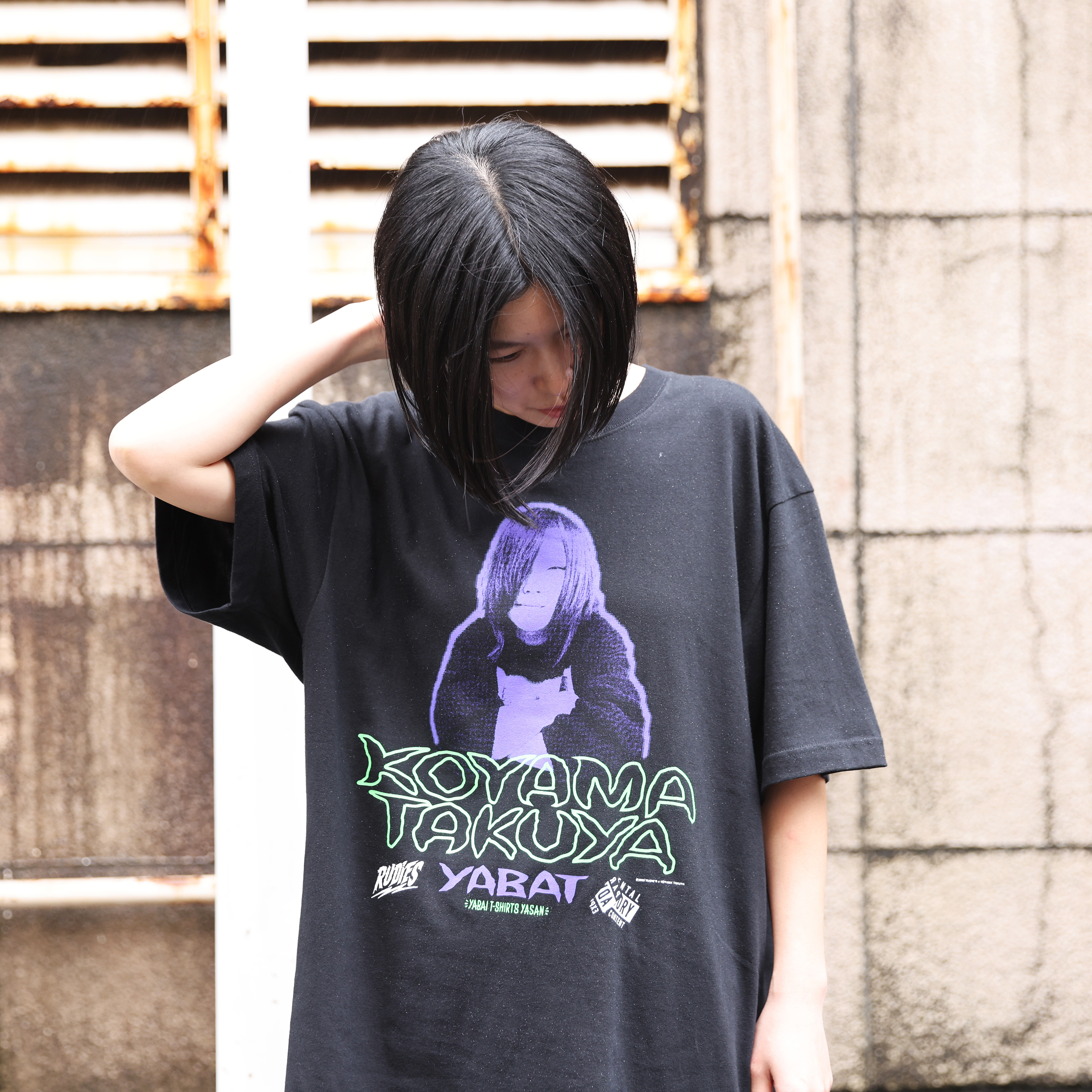 SiM tシャツ こやまたくや SiMの公式Tシャツのデザインの依頼をいただきました。これでOKが