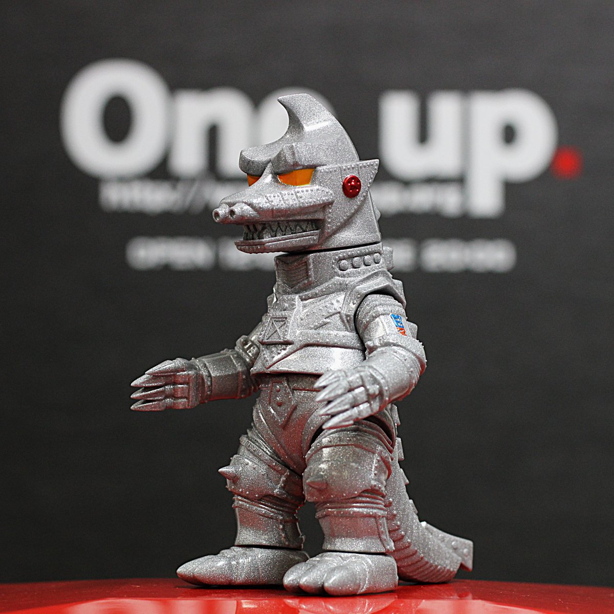 ソフビ　ゴモラ-One up.限定珍しく普通っぽいカラーー ゴモラ One up.限定カラー クリーム蓄光 - One up. Online Store