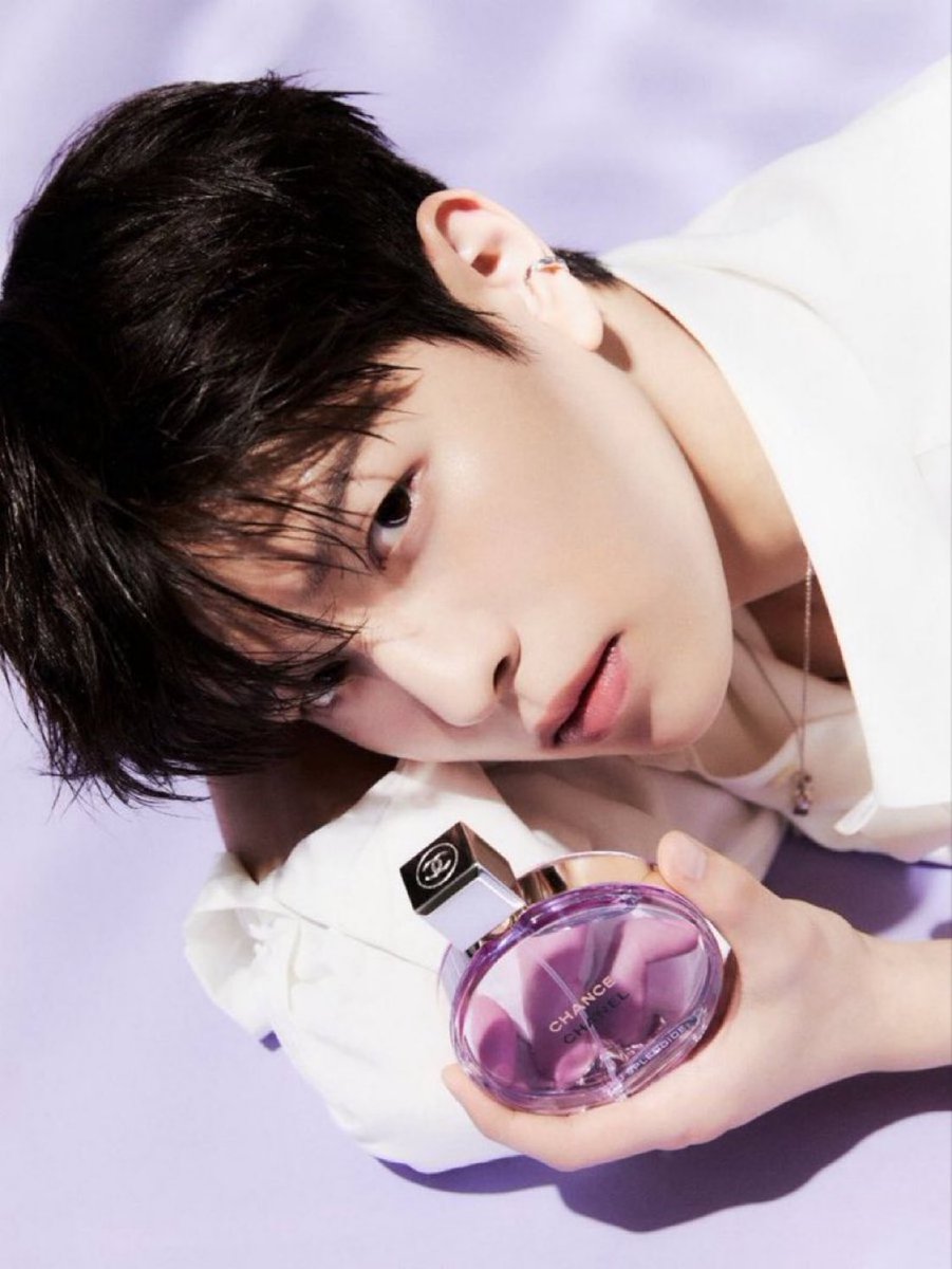 KimSeungminHQ's tweet image. Trending Party 

SEUNGMIN FOR CHANEL CHANCE
#SEUNGMINXCHANEL
#Seungmin #승민