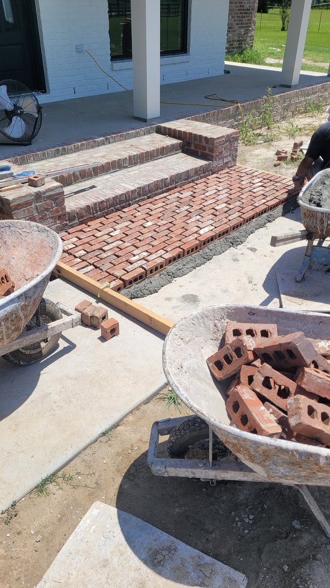 mrssimien23's tweet image. Between each brick laid is a lesson: Strength without humility crumbles, but strength with values builds a legacy that time can not erode.
Foundation
Follow him @Albert_Simien33
#Swla @Gatorade @AcmeBrick
