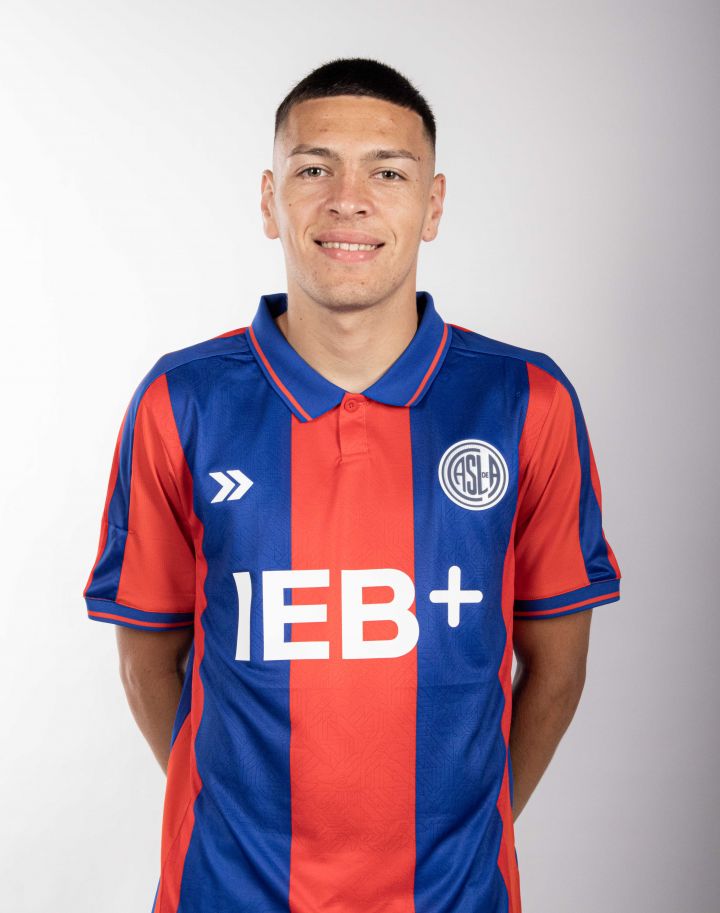 El agente FIFA Julio Tymczyszyn acerco la operación de Irala (venta realizada) y de la misma plaza EAU hace 2 semanas una de 5M U$S netos por el 70% de Báez y Herrera los laterales. Las mismas fueron denegadas por considerarlos imprescindibles desde el CT. 
Se reflota lo de Báez?