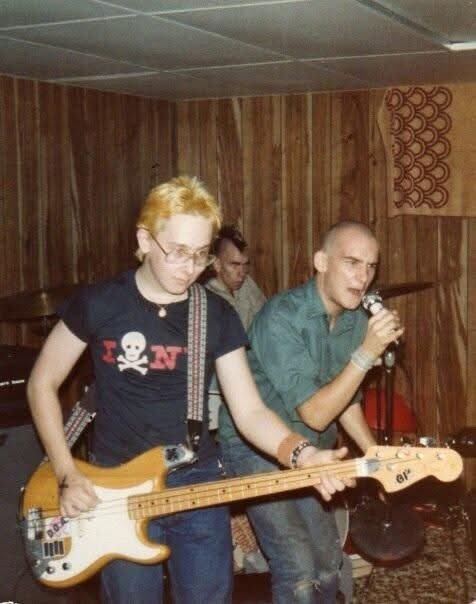 Been takin’ a pass on arena rock for 40 years now. Why? ‘Cuz . . . this once existed.