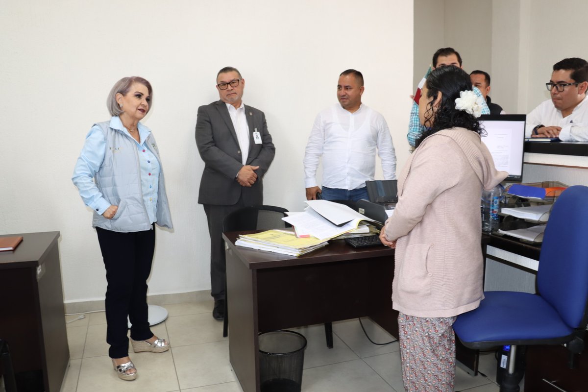 Poder Judicial del Estado de Hidalgo (@pjehidalgo) on Twitter photo En visita a los juzgados de #Jacala, la Magda. Presidenta <a href="/Rebeca_AladroE/">Rebeca Aladro Echeverria</a> detectó áreas de mejora en infraestructura y giró instrucciones para fortalecer el entorno laboral y operativo. Una justicia funcional empieza con espacios dignos.
#SomosPoderJudicial En visita a los juzgados de #Jacala, la Magda. Presidenta <a href="/Rebeca_AladroE/">Rebeca Aladro Echeverria</a> detectó áreas de mejora en infraestructura y giró instrucciones para fortalecer el entorno laboral y operativo. Una justicia funcional empieza con espacios dignos.
#SomosPoderJudicial