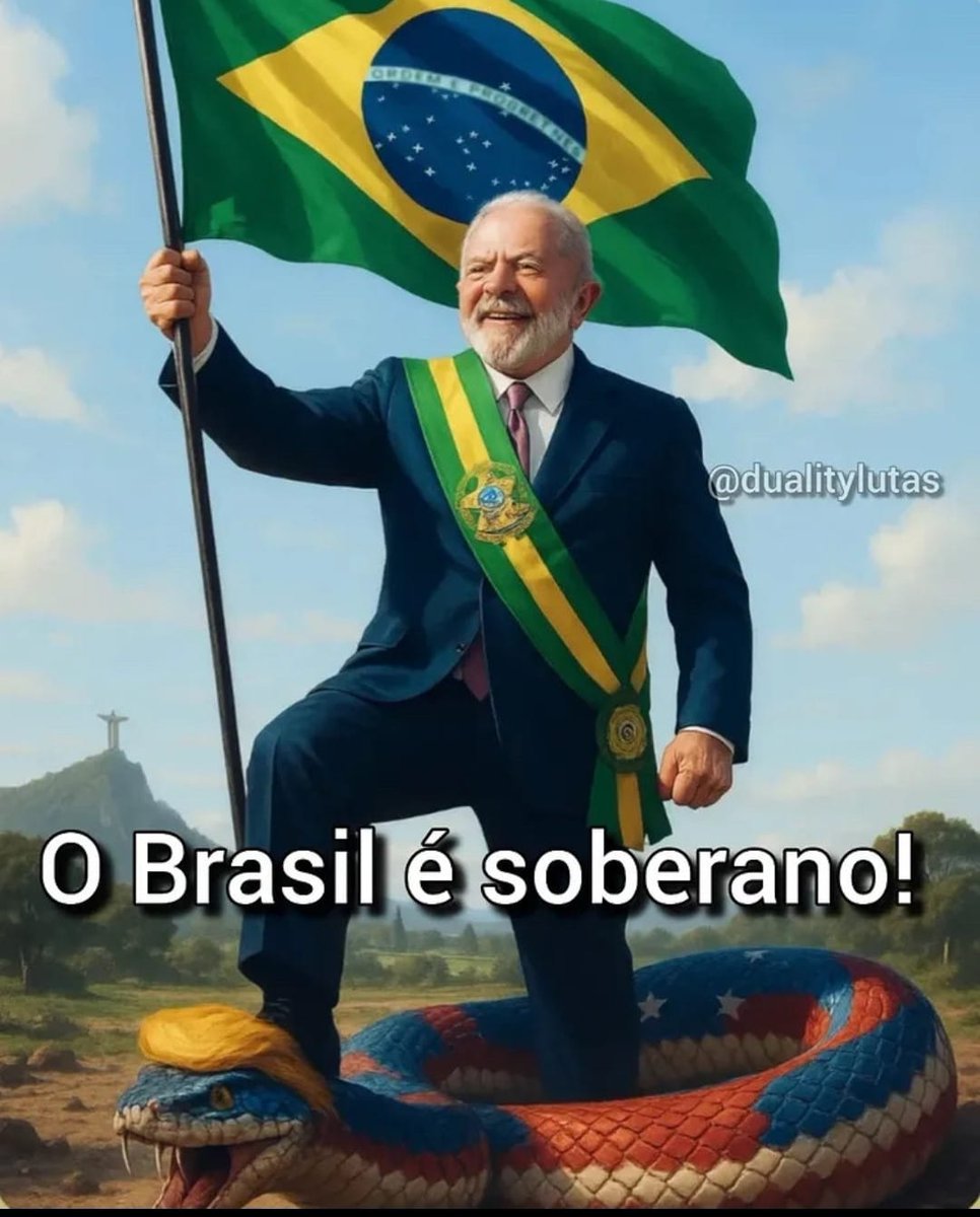 #BRASILSOBERANOCOMLULA 
ESTOU COM LULA