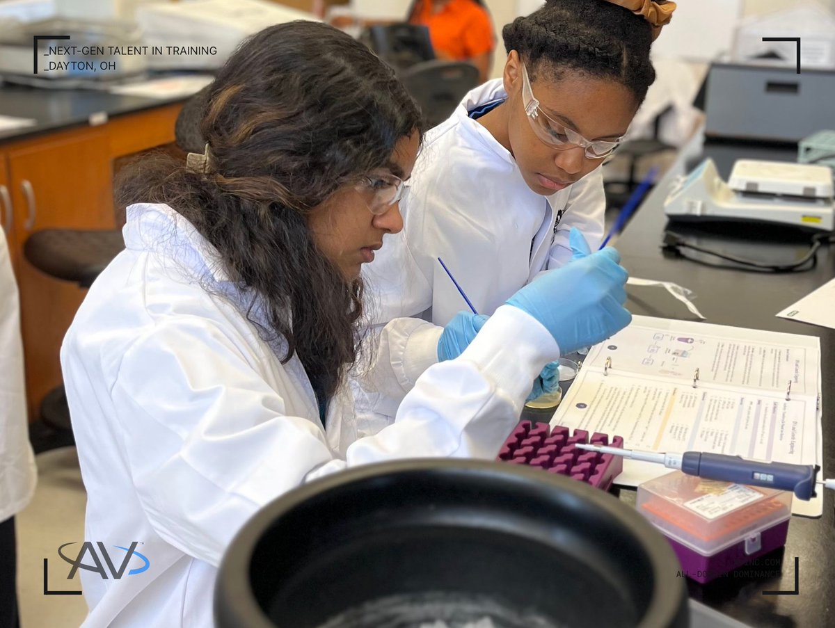 aerovironment's tweet image. High school students join us on @WrightState's campus for a two-week biotechnology and bio-manufacturing bootcamp. #DaytonMADE offers our next-gen talent with immersive lab experiences, industry field trips, and incredible exposure to careers in #STEM fields. @DBJnews reports ➡️…