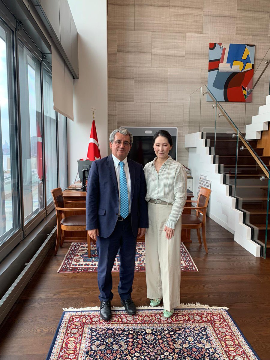Pleased to meet with Belgium’s new Permanent Representative, Sophie Jang De Smedt, for an exchange of views on current issues.

Görevine yeni başlayan Belçika Daimi Temsilcisi Sophie Jang De Smedt ile yaptığımız görüşmede gündemdeki konuları ele aldık.