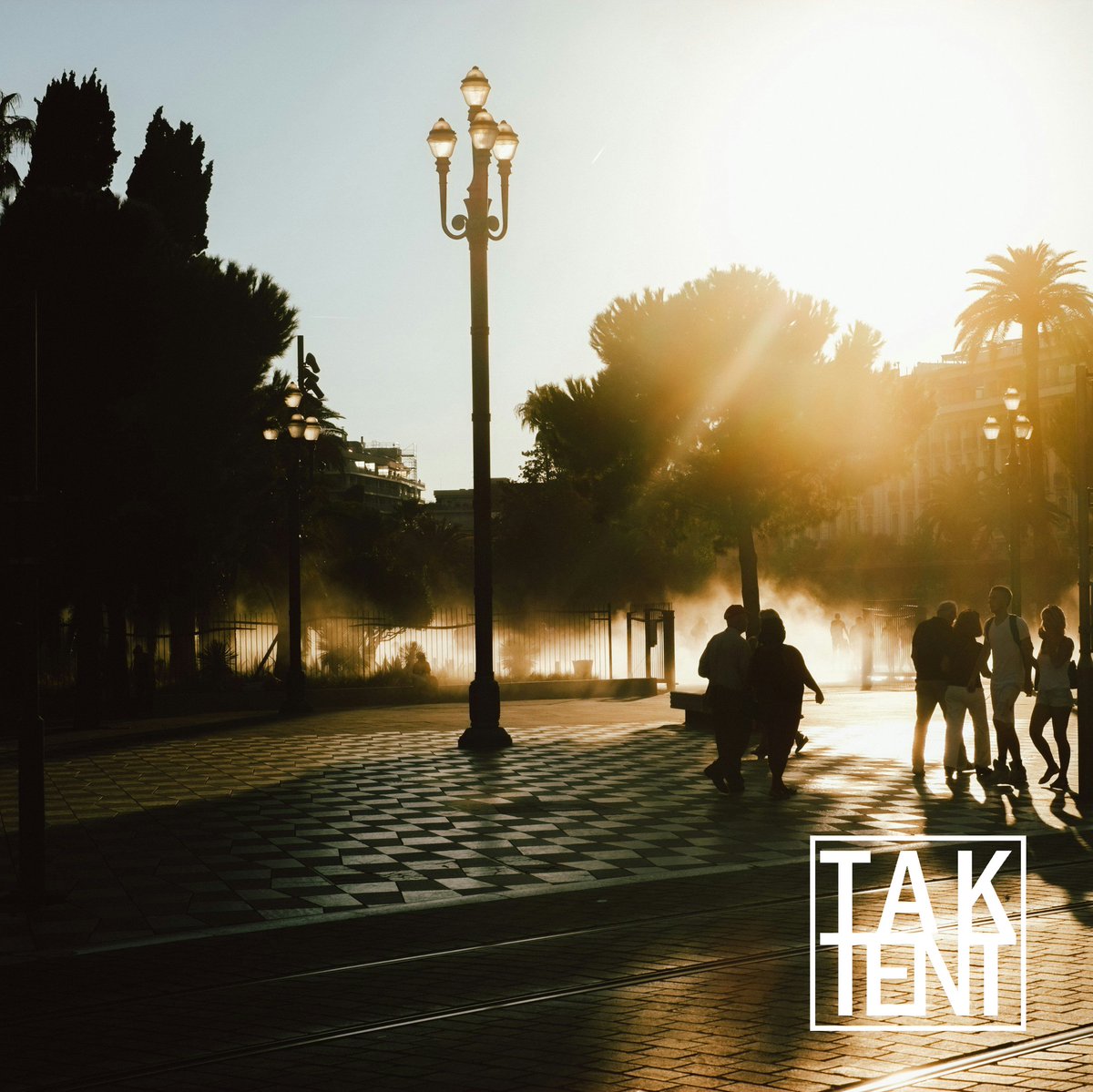 TakTentRadio's tweet image. Richard Cooper dons his sun visor for a balearic trip…featuring Ozo, Primal Scream, Ultramarine, Moody Boyz and Myoken +++++
🔗 🚨 taktentradio.com/?p=4597