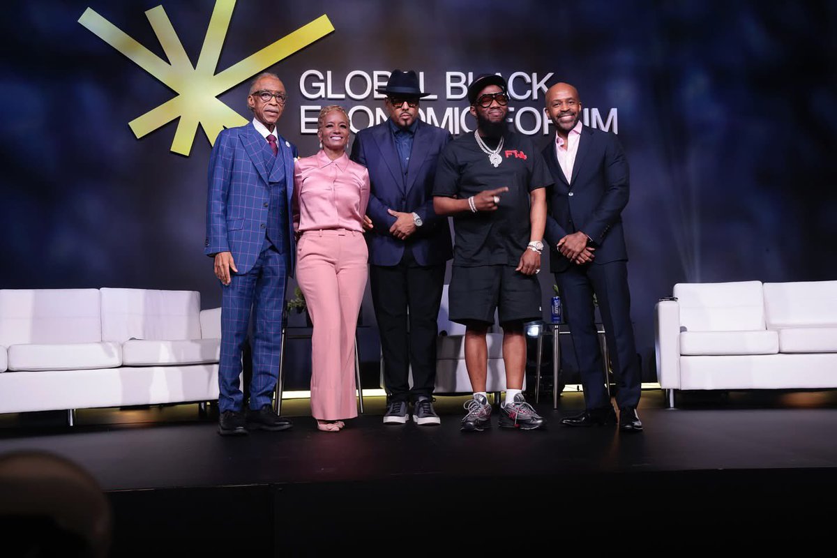 Great health equity panel last week at #EssenceFest with Alphonso David and my HEiTC family including Al B. Sure!, Rachel Noerdlinger, and surprise guest, Freeway.

Thank you to the Global Black Economic Forum for making space to lift this critical work.

#EssenceFest2025