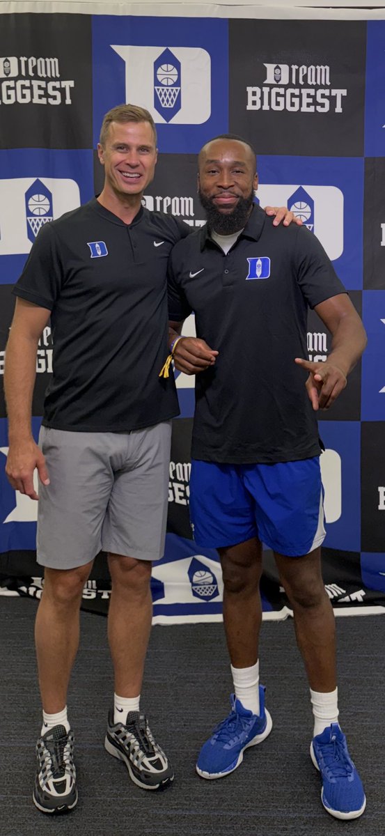 Coach_Torrence's tweet image. All glory to God!
Grateful for every lesson along the journey.
Thank you @JonScheyer, Kyle Mumma & @dukembb for embracing me and sharing the Duke legacy. Blessed with the ability to bless others.
This orange ball keeps opening doors! 🏀🙏🏾