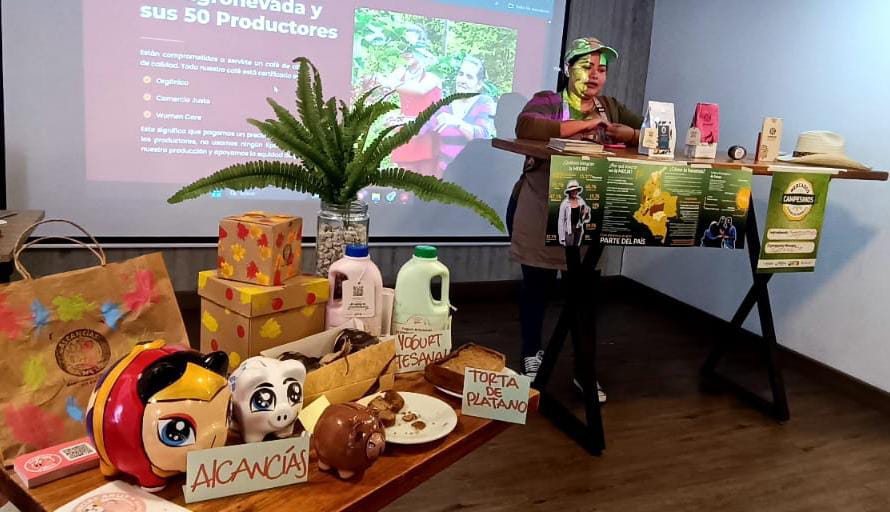 ...El espacio contó con la participación de integrantes de la mesa de Emprendimiento y Empleabilidad Juvenil Rural #LaMEEJR de cinco departamentos, quienes estuvieron atentos a los criterios para verificación de #NegociosVerdes y Buenas Prácticas Agropecuarias - BPA.