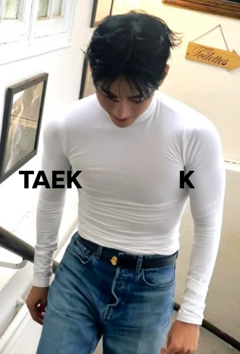 GV (@jungkovtae) on Twitter photo 