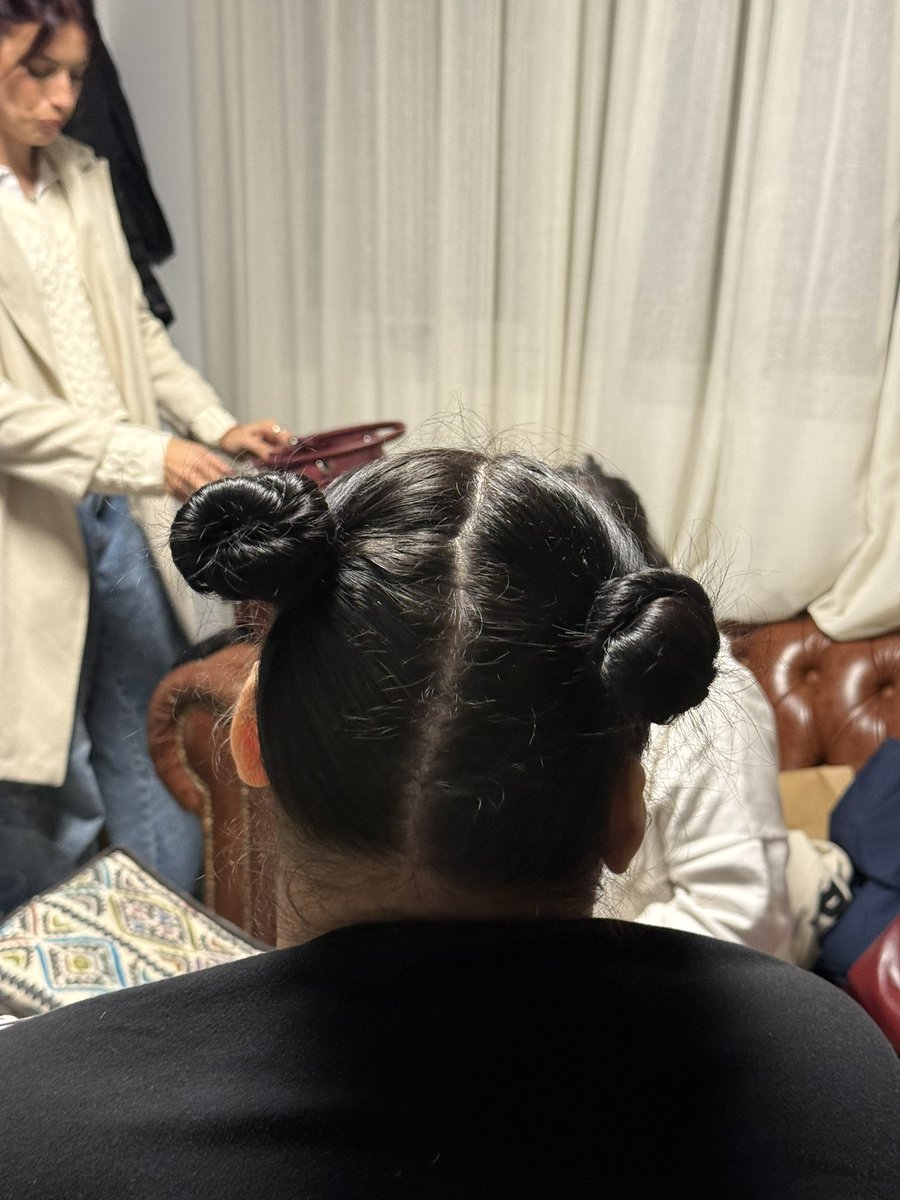 quién es? 
a- pucca
b- cami jara 
c- mickey mouse