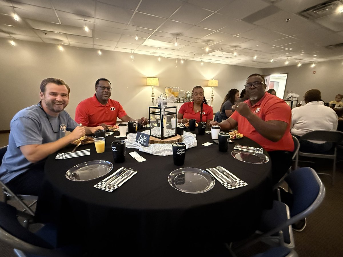 Thank you <a href="/hcs/">Halo Esports</a> principals and assistant principals for giving <a href="/eagleslandingch/">Eagle's Landing</a> the opportunity to serve you! We are praying for a successful 2025-2026! ♥️