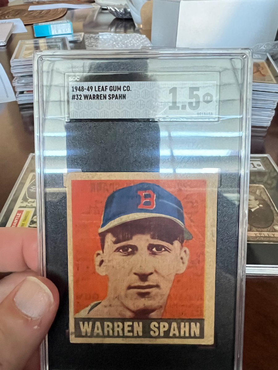 And now for the rookies (mostly) in #MailDay 
I love how Spahn has wet ink from the stacks on it.