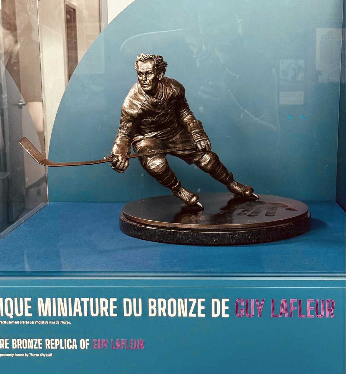 mlevesquecaq's tweet image. J'ai participé à l'inauguration de l'exposition Guy Lafleur, du rêve à la légende présentée par le Musée régional de l'Outaouais. Cet été, à l’espace Panorama de Zibi, je vous invite tous à découvrir cette exposition qui retrace le parcours mythique du Démon blond, une légende de…