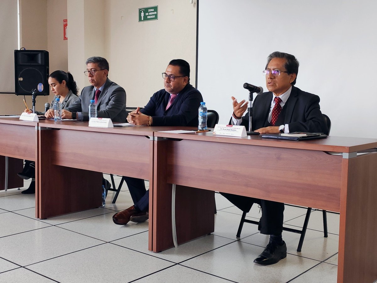 IAPEM (@iapem) on Twitter photo 🧭 <a href="/ContraloriaGEM/">Secretaría de la Contraloría del Estado de México</a> y #TuIAPEM continuaron el seminario “Cultura ética para las administraciones públicas” con las exposiciones del Dr. Óscar Diego Bautista y el Dr. José de Jesús Sosa López, abordando la ética pública y sus tensiones históricas.
#ElPoderDeServir 🧭 <a href="/ContraloriaGEM/">Secretaría de la Contraloría del Estado de México</a> y #TuIAPEM continuaron el seminario “Cultura ética para las administraciones públicas” con las exposiciones del Dr. Óscar Diego Bautista y el Dr. José de Jesús Sosa López, abordando la ética pública y sus tensiones históricas.
#ElPoderDeServir