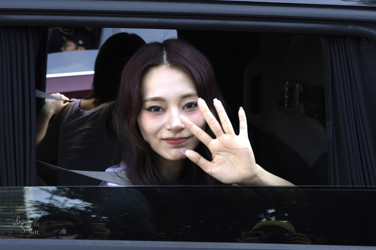 thinkaboutshun's tweet image. 250711 πππ
#TWICE #νΈμμ΄μ€ #TZUYU #μ―μ #εη #γγ¦γ£