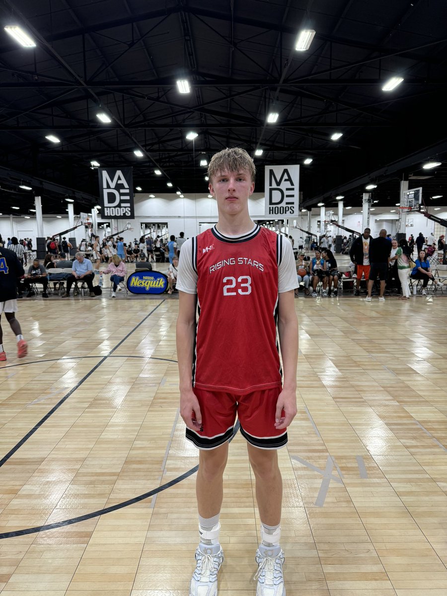 Most impressive performance I’ve seen so far in Philly came from 2028 Lorcan Bailey-Morrow of Rising Stars 16u MHC. 

Fluid athlete at 6’7 with tremendous feel on the defensive end. Terror in transition with a rapidly developing jumper. Huge long term potential!
