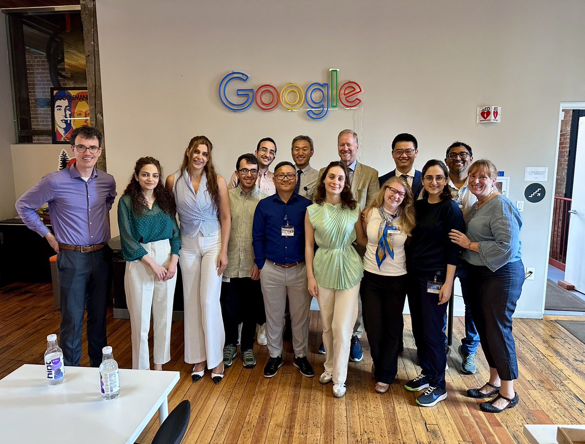 MayoAILab's tweet image. Big thanks to our lab alum Kenneth Phillbrick for hosting us at Google Rochester!🌟We got a behind-the-scenes look at Google Research’s AI for Health efforts. Grateful for the insights, stories, generous exchange of ideas and delicious pizza🧠🍕