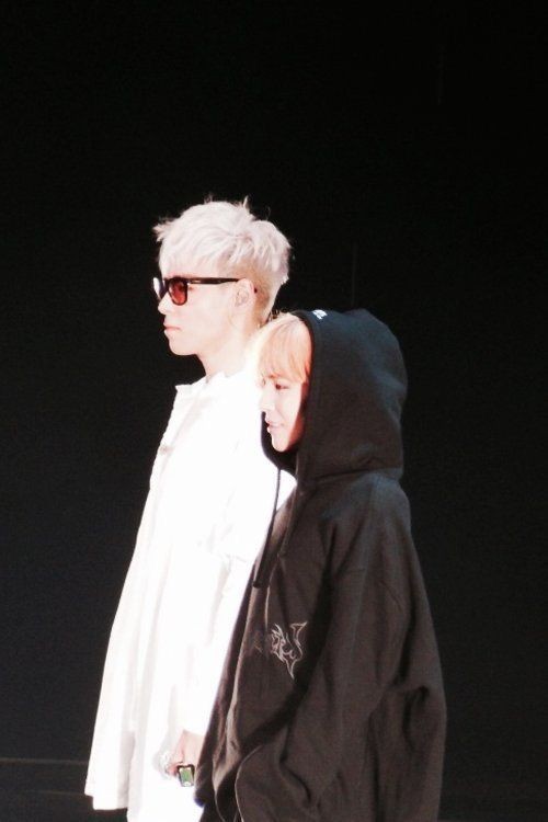 ghxkr8788's tweet image. #탑뇽트친소 #빅뱅트친소 #탑뇽_트친소
셤 끝난 기념으로 올려봅니다
같이 이 고능한 씨피에 대해 말할 사람을 찾아요
흔적 남겨주신다면 조금 걸러서 찾아갈게요♡♡♡♡♡