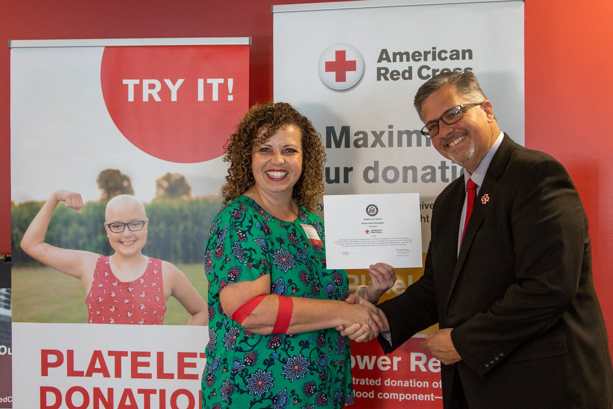 RepMaloyUtah's tweet image. Today I donated blood and toured the @RedCrossUtah blood lab in Salt Lake City, where I saw firsthand the incredible work they do to save lives. I also presented them with a Certificate of Special Congressional Recognition in honor of their service. Summer is a critical time for…