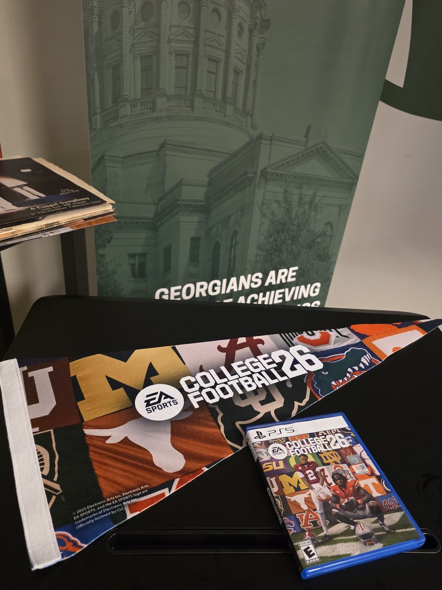 JeffThompson_'s tweet image. .@EASPORTSCollege 🏈 dropped today so in between games we're letting Georgians know @ossoff voted against 👎protecting them from the biggest tax hike in American history.