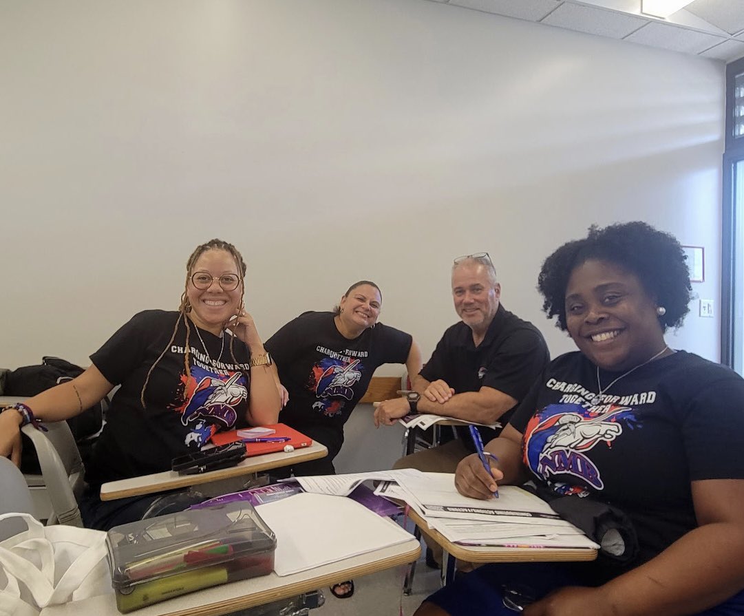 NMBHigh's tweet image. Charger SIP team analyzed our data and identified growth areas! Excited to roll out our SIP with evidence-based strategies to reach our academic and culture goals! #SchoolImprovement #DataDriven #GoalsInAction @MDCPSNorth @SuptDotres @Synergy_MDCPS