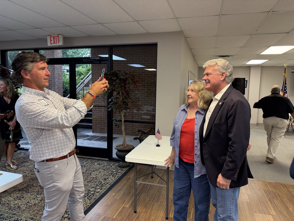 MikeCollinsGA's tweet image. A wonderful time with some great patriots in beautiful Hart County. Thank you for the opportunity to serve you!