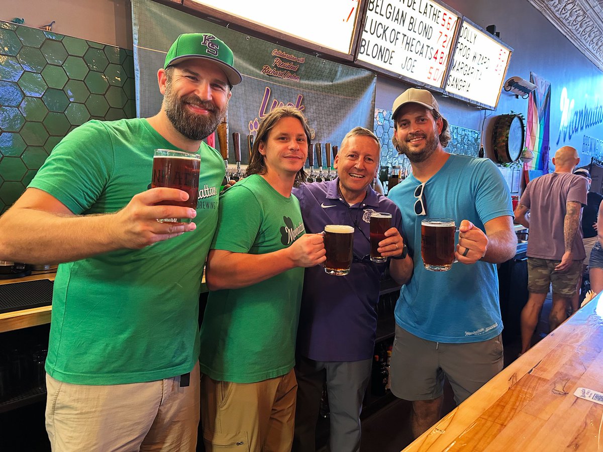 Cheers and Go Cats!!!

#luckoftheCats #manhattanks #downtownmhk #mhkbeer #manhattanbrewingcompany #manhattanbrewing