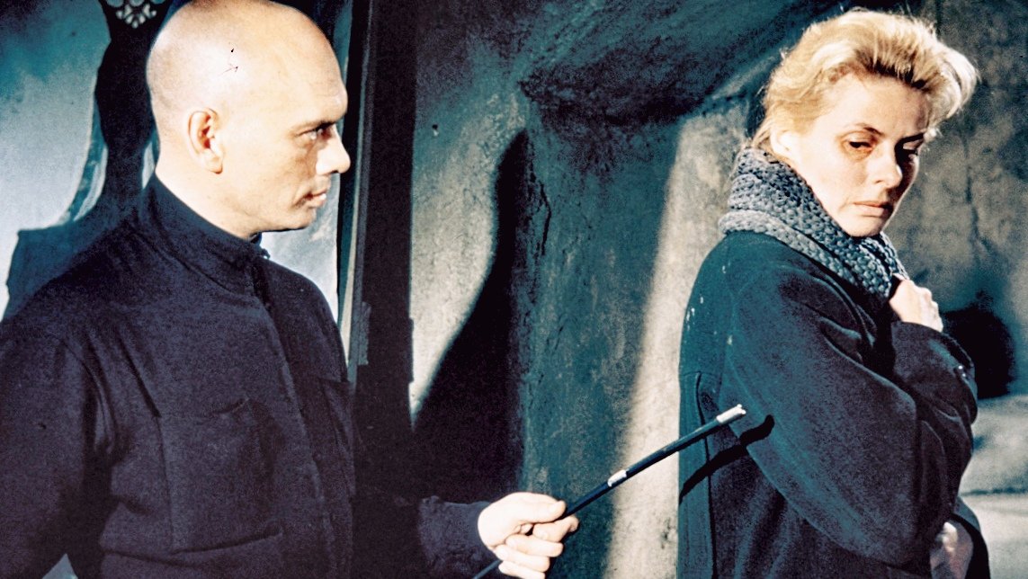 lauren_tho4607's tweet image. 11 July 1920 – 85 Yul Brynner, 65, (Cancer), Far Eastern Russian-Swiss actor, dancer, guitarist
Port of New York (1949) The King and I (Broadway Tony Award + Film Oscar) Ten Commandments * Anastasia * Magnificent Seven * Westworld * Futureworld * The King and I (Broadway 1985)