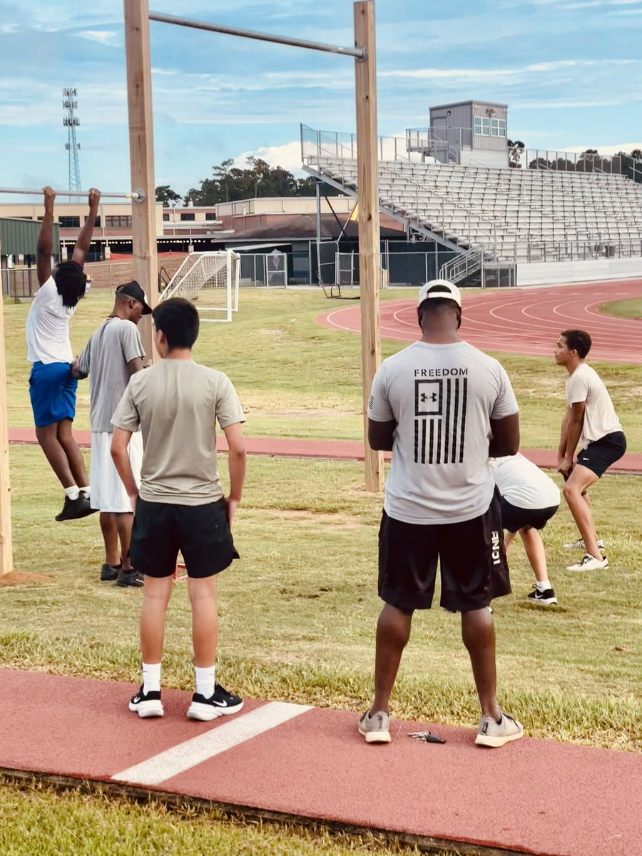 Abel_Martinez5's tweet image. I appreciate Mr Terry Woodward & Mr. DD Terry for allowing me to jump in & get a workout in with the guys!