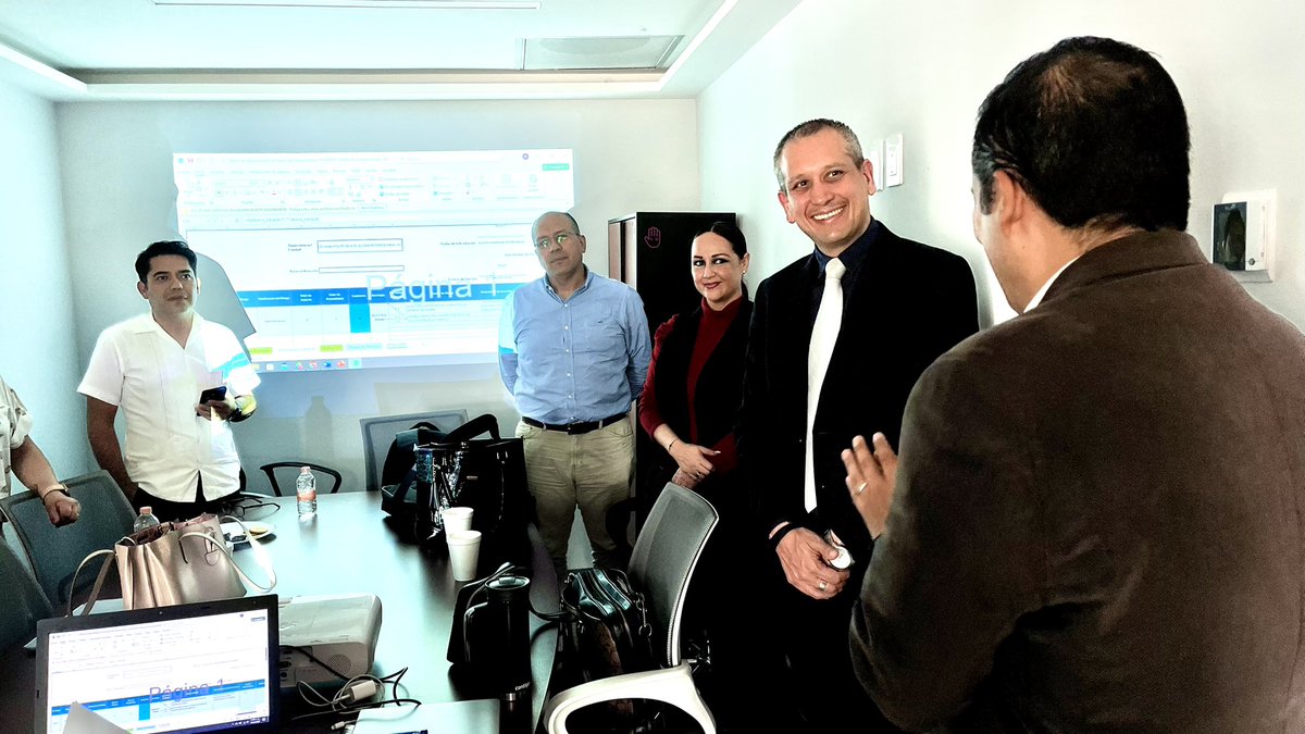 ContraloriaJal's tweet photo. Capacitación sobre control interno, impartida a integrantes de la Universidad Politécnica de la Zona Metropolitana de Guadalajara. 
El control interno es una herramienta esencial  para fortalecer la integridad y la rendición de cuentas en la administración institucional. https://t.co/GEhIeDiopg