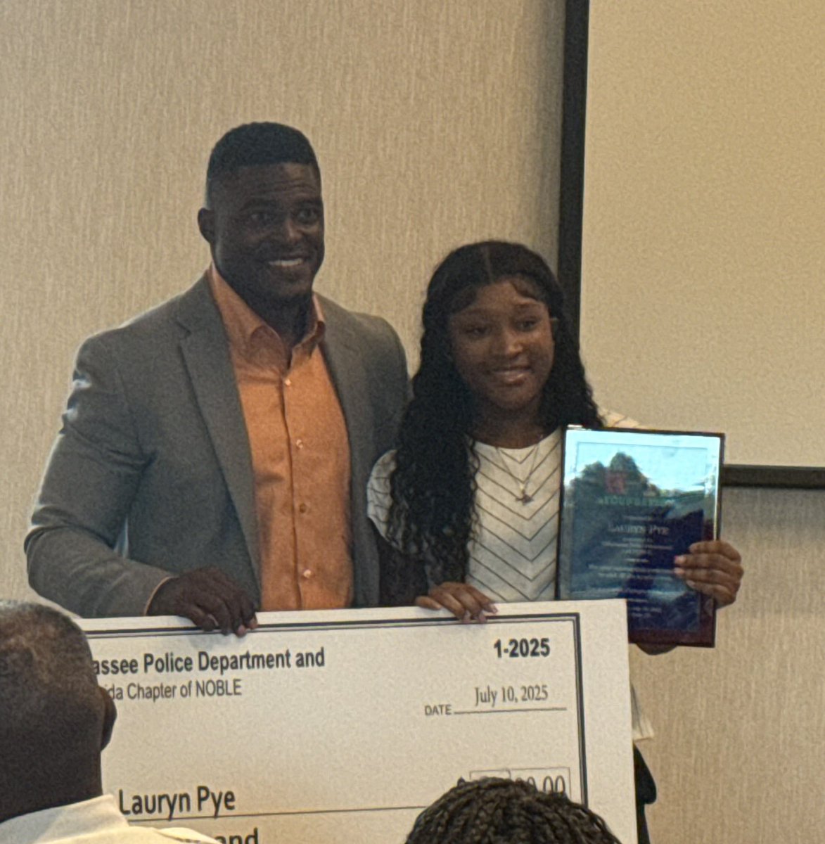 Rhsathletics1's tweet photo. CONGRATULATIONS TO LAURYN PYE FOR BEING AWARDED THE ERNIE SIMS BIG HITS SCHOLARSHIP!!! 💙💛
THANK YOU @ErnieSims34!!!
Thank you Rickards Alum, Chief Revell as an outstanding Keynote Speaker @TallyPD💙💛 https://t.co/yljBGQ5fe4