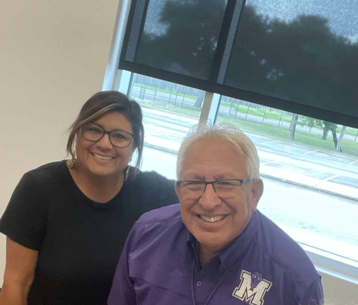 Dr.Young#LearningRocks (@marlynyoung) on Twitter photo Let me just give a HUGE shout out to my small but powerful team! We worked hard this week hiring, moving offices, and preparing for teachers and students. I am proud to work alongside side each of them. <a href="/Moreno23Mc/">Michelle Moreno</a> <a href="/MillerSMCISD/">Doris Miller Middle School</a> <a href="/MarkDeLeon70003/">Mark DeLeon</a> Let me just give a HUGE shout out to my small but powerful team! We worked hard this week hiring, moving offices, and preparing for teachers and students. I am proud to work alongside side each of them. <a href="/Moreno23Mc/">Michelle Moreno</a> <a href="/MillerSMCISD/">Doris Miller Middle School</a> <a href="/MarkDeLeon70003/">Mark DeLeon</a>