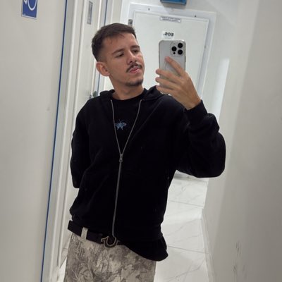 PedrinPad's tweet photo. #NewProfilePic https://t.co/hVOuzgZubj