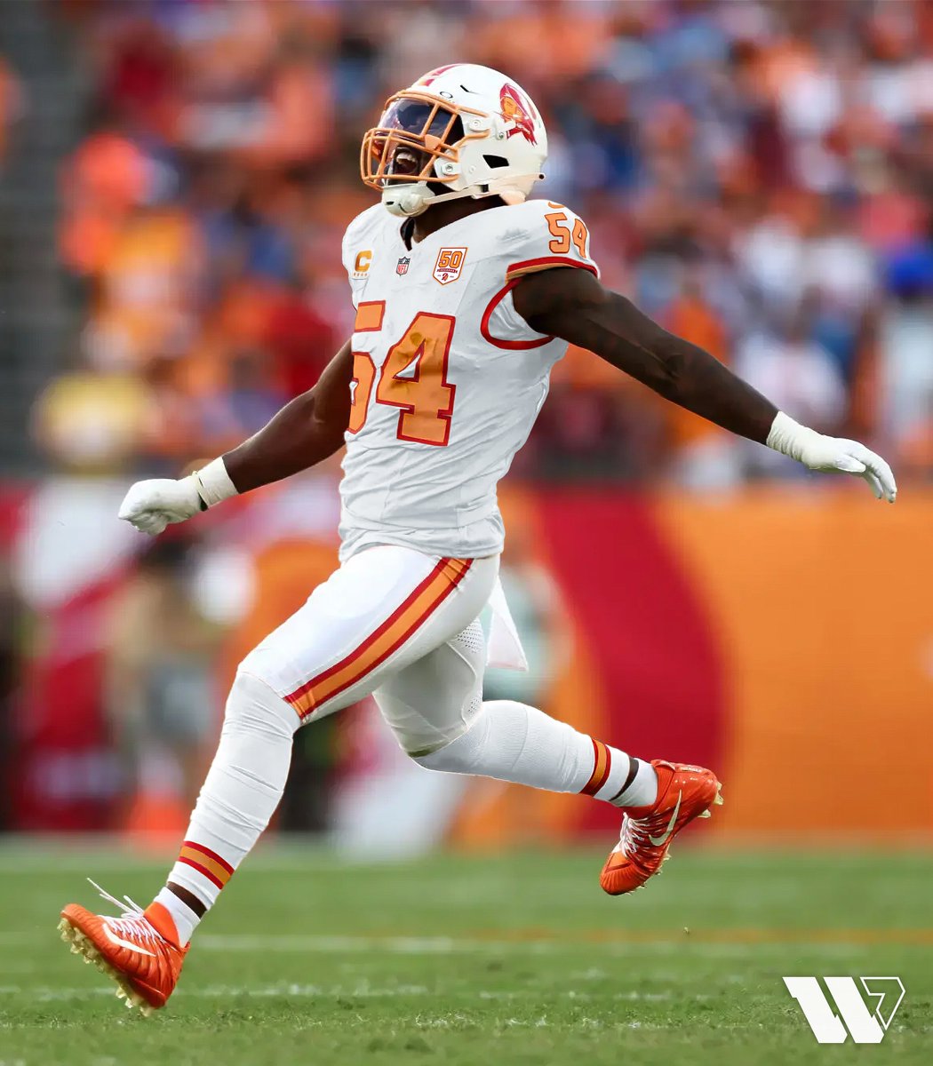 How quickly are these Lavonte white throwbacks gonna sell out?

#WeAreTheKrewe

(🎨 <a href="/wirtjes/">Rob Wirtjes</a> )
