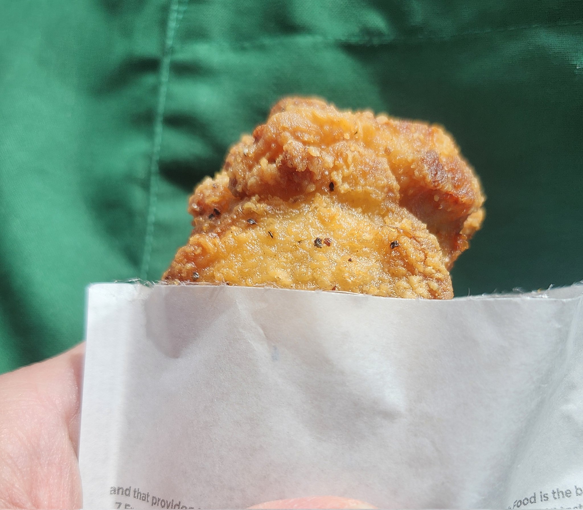 でかいななチキ - Search / X